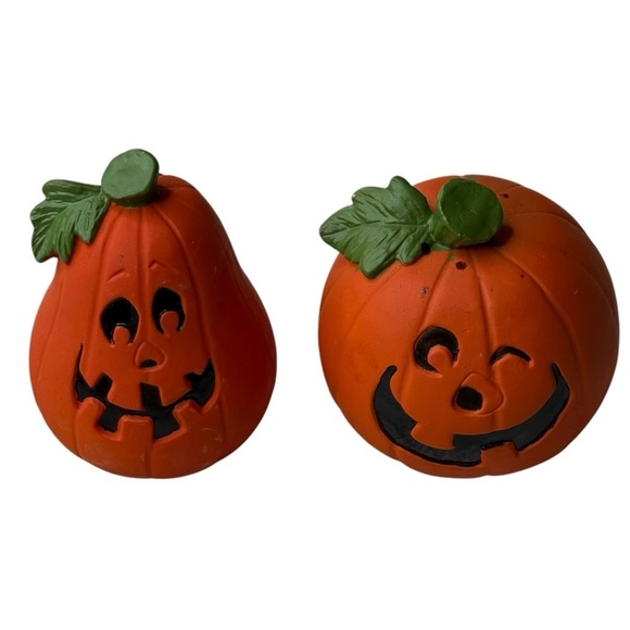 Set of Two Orange Pumpkin Figurines‎ Vintage - Picture 1 of 7